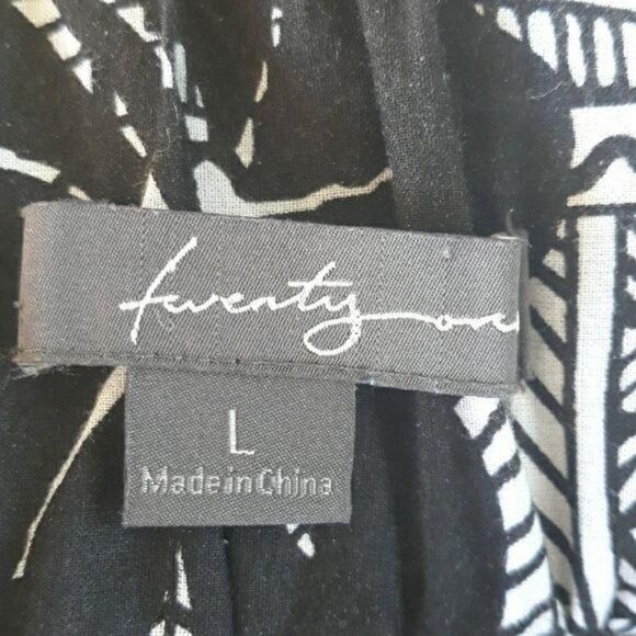 Twentyone Skirt Retro Mini Balloon Bubble Pockets Black White Flower Print Sz L - Picture 3 of 8